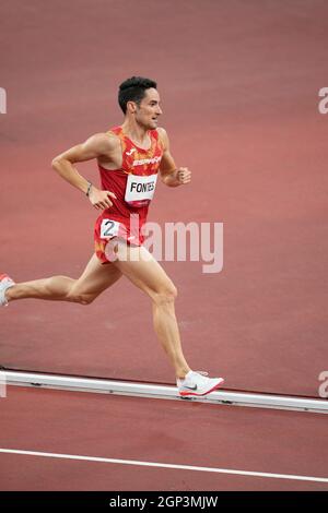 Ignacio Fontes bei den Olympischen Spielen 2020 in Tokio in den 1500 Metern. Stockfoto