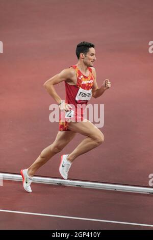 Ignacio Fontes bei den Olympischen Spielen 2020 in Tokio in den 1500 Metern. Stockfoto