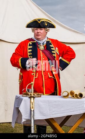 Sir John Cope & Officers council of war in der Zeit Kostüm Nachstellung der Schlacht von Prestonpans, East Lothian, Schottland, Großbritannien Stockfoto