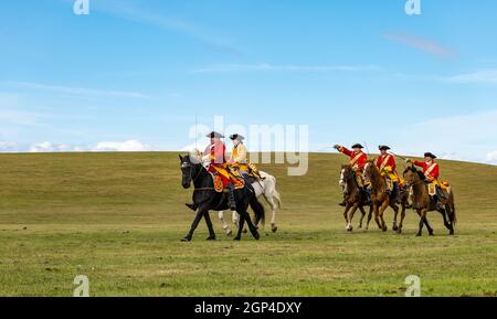 Hannoversche Kavallerietruppen zu Pferde in historischen Kostümen in Nachstellung der Schlacht von Prestonpans, East Lothian, Schottland, Großbritannien Stockfoto