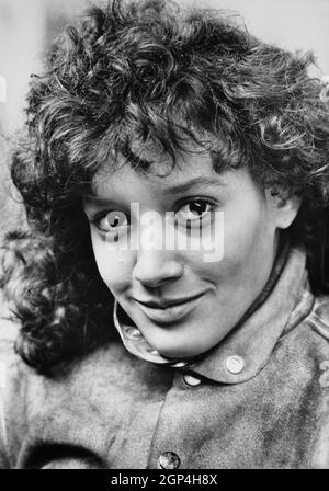 FLASHDANCE, Jennifer Beals, 1983, (c) Paramount/Courtesy Everett