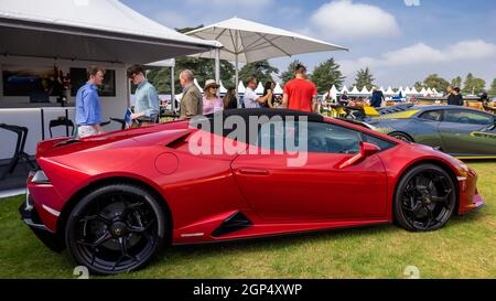 Lamborghini Huracán EVO Spyder auf dem Concours d'Elegance, der am 5. September 2021 im Schloss Blenheim stattfand, ausgestellt Stockfoto