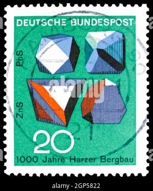 MOSKAU, RUSSLAND - 5. AUGUST 2021: In Deutschland gedruckte Briefmarke zeigt Technik und Wissenschaft, Wissenschaftliche Jahrestage (3. Serie) Serie, um 1968 Stockfoto