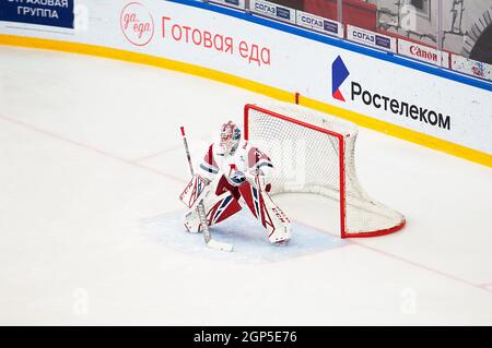 Podolsk, RUSSLAND - 25. JANUAR 2020: Gross V. (32) auf einem Tor beim Eishockeyspiel Vityaz vs. Lokomotiv zur russischen KHL-Meisterschaft in Podolsk, Russland. Lokomotiv gewann 5:2 Stockfoto