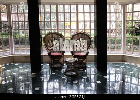 Oberoi Grand Hotel früher als das Grand Hotel bekannt, liegt im Herzen von Kalkutta an der Jawaharlal Nehru Road, Indien Stockfoto