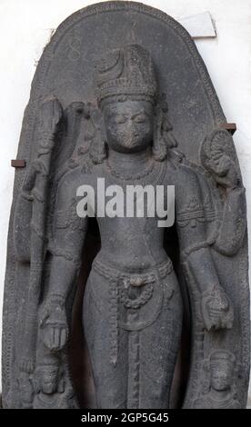 Stehende Hari-Hara, aus dem 10. Jahrhundert in Basalt Surajkund, Nalanda, Bihar gefunden jetzt im indischen Museum in Kalkutta, Westbengalen, Indien ausgesetzt Stockfoto