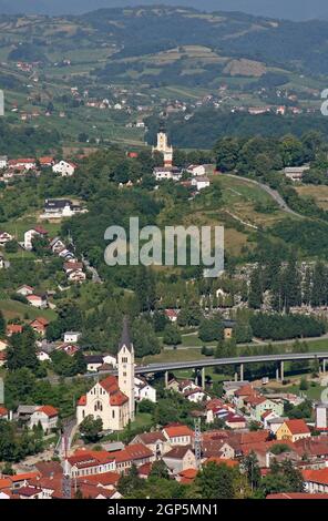 Stadt von Krapina Panoramablick, Region Zagorje, Kroatien Stockfoto