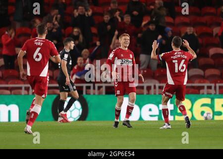 MIDDLESBROUGH, GROSSBRITANNIEN. 28. SEPTEMBER Duncan Watmore von Middlesbrough feiert sein erstes Tor während des Sky Bet Championship-Spiels zwischen Middlesbrough und Sheffield United am Dienstag, den 28. September 2021 im Riverside Stadium, Middlesbrough. (Kredit: Mark Fletcher | MI News) Kredit: MI Nachrichten & Sport /Alamy Live News Stockfoto