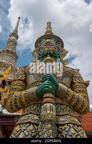 Yaksha Indrajit, Schutzstatue, Wat Phra Kaeo Tempel, alter königlicher Palast, Tempel des Smaragd-Buddha, Bangkok, Thailand Stockfoto