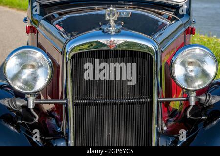 Oldtimer Hillman Minx Baujahr 1933, 3 Gänge, 1.185 cm Hubraum, 4 Zylinder, 30 ps, 950 kg Gewicht, Detail vorne, Österreich Stockfoto