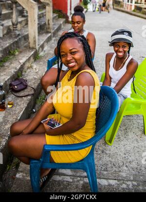 Drei glückliche Frauen, Livingston, Guatemala Stockfoto