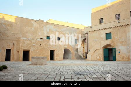 Innenansicht des angevinischen Burg von Gallipoli in Salento, Italien Stockfoto