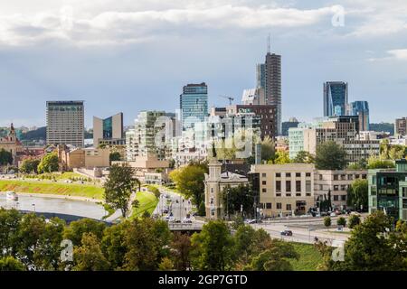 Skyline der Nachbarschaft von Snipiskes in Vilnius, Litauen Stockfoto