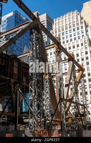 Baustellenbinder an der 270 Park Avenue, Entire Block Supertall, NYC, USA Stockfoto