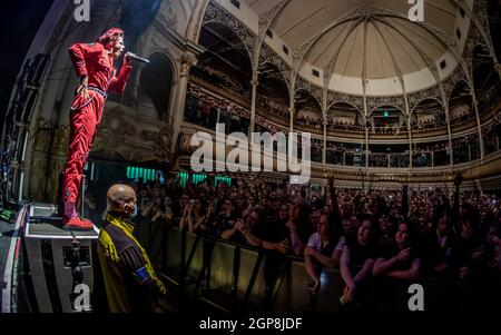 Yungblud an der O2 Academy, Bournemouth, Großbritannien. September 2021. Kredit: Charlie Raven/Alamy Live Nachrichten Stockfoto