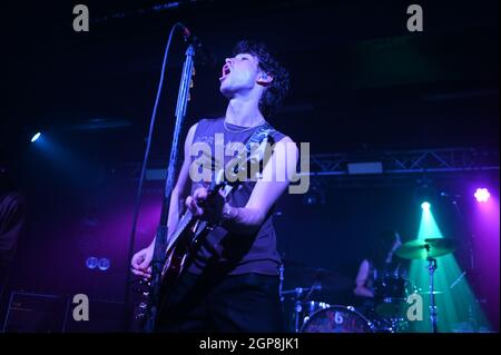 28. September 2021, Sheffield, South Yorkshire, USA: Inhaler Performing at the Foundry , Sheffield , Großbritannien , 28.09.2021 (Bildnachweis: © Robin Burns/ZUMA Press Wire) Stockfoto