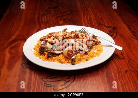 Köstliche, köstliche amerikanische Küche, die als Surf and Turf bekannt ist Stockfoto