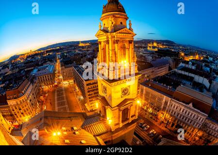 Panoramablick auf Budapest aus St. Stephens (Szent Istvan) Basilika. Budapest, Ungarn Stockfoto