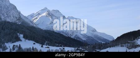 Panoramabild des Oldenhorns. Stockfoto