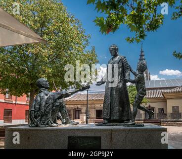 Toledo, Spanien, Juli 2020 - Statue von Papst Johannes Paul II. In der antiken Stadt Toledo, Spanien Stockfoto