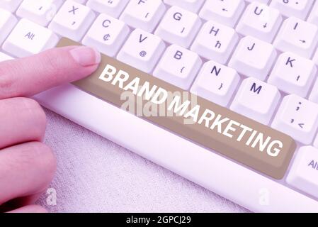 Textunterschrift mit Darstellung des Markenmarketings. Konzeptfoto Sensibilisierung für Produkte auf der ganzen Welt Verbindung mit Online-Freunden, Herstellung Stockfoto