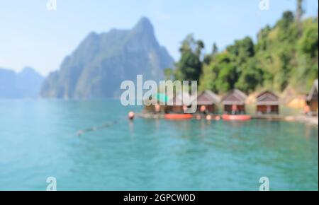 Verschwommen abstraktes Bild von Kalkstein Berge für Reisen Natur Hintergrund Stockfoto