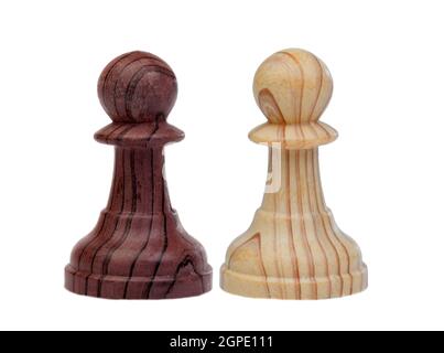 Zwei verschiedene Schachfiguren Schach auf weißem Hintergrund Stockfoto