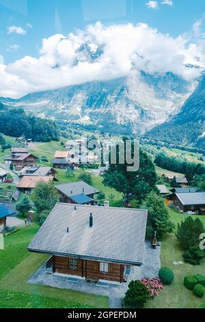 Grindelwald, Schweiz mit Teilen von Mattenberg im Hintergrund, Berner oberhalb des Bachalpsees. Höchste Gipfel Eiger, Jungfrau und Faulhorn berühmte Lage. Schweiz Alpen, Grindelwald Tal Stockfoto