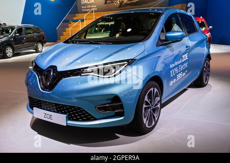 Renault Zoe Elektrofahrzeug-Modell auf der Autosalon 2020 Motor Show gezeigt. Brüssel, Belgien - 9. Januar 2020. Stockfoto