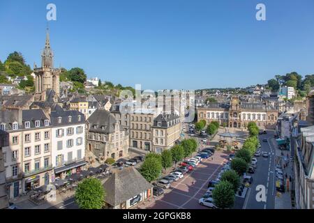 Frankreich, Finistere, Morlaix, Geiselplatz, Rathaus und Kirche Sainte Melaine Stockfoto