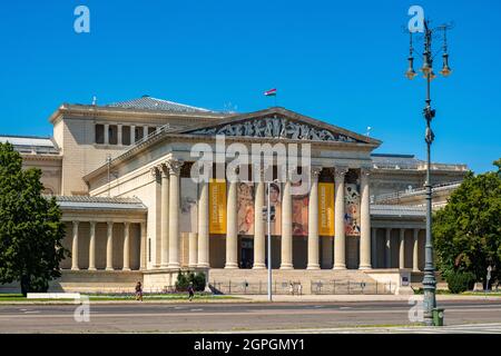 Ungarn, Budapest, von der UNESCO zum Weltkulturerbe erklärt, Stadtteil Pest, Museum der Schönen Künste (Szépmuveszeti) Stockfoto