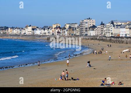 Frankreich, Ille et Vilaine, Emerald Coast, Saint Malo, Haus über dem Sillon Strand Stockfoto