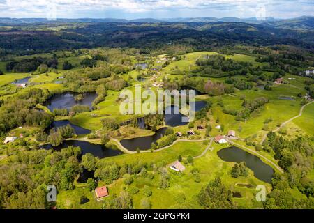 Frankreich, Haute Saone, Thousand Ponds Plateau (Plateau des Mille étangs), Les Grilloux Plateau (Luftaufnahme) Stockfoto