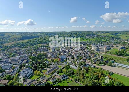 Frankreich, Eure, Gaillon, Burg von Gaillon, erstes Schloss der Renaissance in Frankreich, (Luftaufnahme) Stockfoto