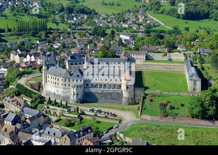 Frankreich, Eure, Gaillon, Burg von Gaillon, erstes Schloss der Renaissance in Frankreich, (Luftaufnahme) Stockfoto