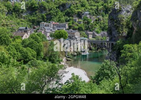 Frankreich, Lozere, Saint-Chely-du-Tarn, die Causses und die Cevennen Kulturlandschaft des mediterranen Agrar-Pastoralismus, die von der UNESCO zum Weltkulturerbe erklärt wurde Stockfoto