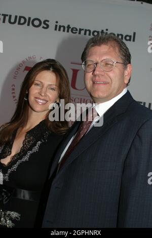 Robert Zemeckis, Leslie Zemeckis (Ehefrau) 09/26/04 75. Jubiläumsfeier für den USC im Bovard Auditorium des USC, Los Angeles, CA Foto von Kazumi Nakamoto/HNW/PictureLux Stockfoto