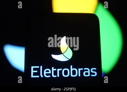 Ukraine. September 2021. In dieser Abbildung ist ein Eletrobras-Logo auf einem Smartphone-Bildschirm zu sehen. (Foto von Pavlo Gonchar/SOPA Images/Sipa USA) Quelle: SIPA USA/Alamy Live News Stockfoto