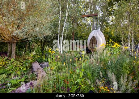 Der Yeo Valley Organic Garden, Gewinner der Goldmedaille und People's Choice Show Garden auf der RHS Chelsea Flower Show, die im September 2021 in London SW3 stattfand Stockfoto