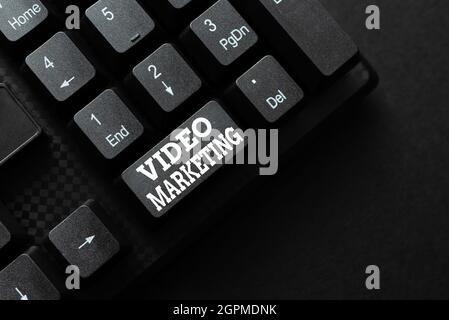 Textschild mit Videomarketing. Internet Concept integriert ansprechende Videos in die Marketingkampagnen Senden neuer Nachrichten Online, Erstellen Stockfoto