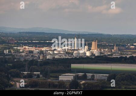 Ellesmere Port, Großbritannien, 16. September 2021. Stanlow Ölraffinerie in Ellesmere Port, Wirral, Großbritannien. Kredit: Anthony Devlin/Alamy Live Nachrichten Stockfoto