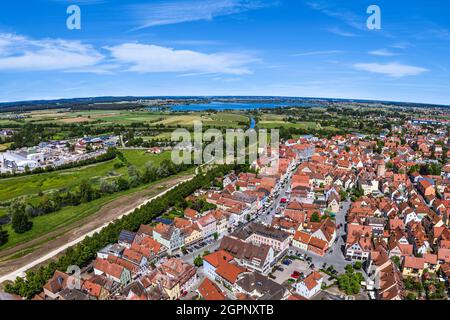 Gunzenhausen am Altmühlsee ist eine staatlich anerkannte Erholungsstadt im westlichen Mittelfranken. Stockfoto