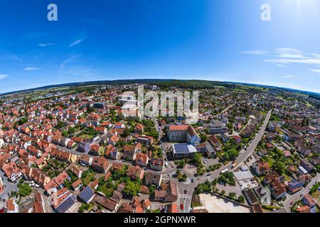 Gunzenhausen am Altmühlsee ist eine staatlich anerkannte Erholungsstadt im westlichen Mittelfranken. Stockfoto