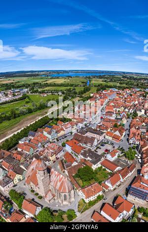 Gunzenhausen am Altmühlsee ist eine staatlich anerkannte Erholungsstadt im westlichen Mittelfranken. Stockfoto