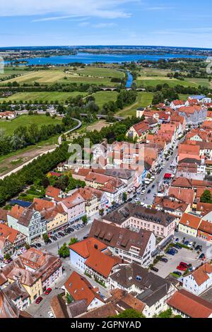 Gunzenhausen am Altmühlsee ist eine staatlich anerkannte Erholungsstadt im westlichen Mittelfranken. Stockfoto