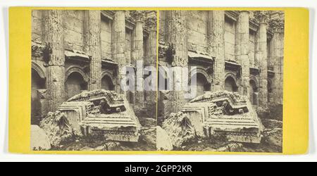 Baalbek - Tempel des Jupiter, 1860/90. Römischer Tempel im Baalbek-Komplex in Heliopolis Syriaca (moderner Libanon)]. Albumendruck, Stereokard, nein 71 aus „Good's Eastern Series“. Stockfoto