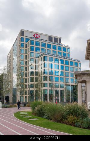 Der neue Hauptsitz der HSBC Bank für Privatkundenbanken in der Broad Street, Birmingham, Großbritannien Stockfoto