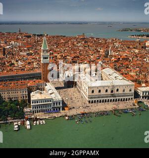 Italien, Venedig, Luftansicht des Markusplatzes