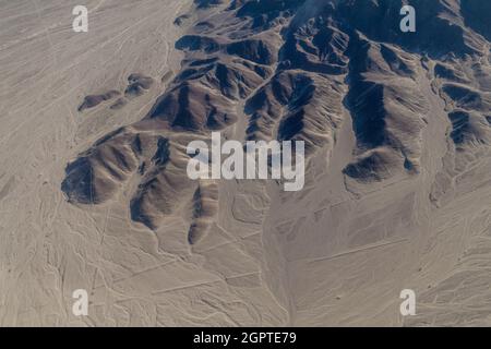 Luftaufnahme einer Wüste in der Nähe von Nazca, Peru. Stockfoto