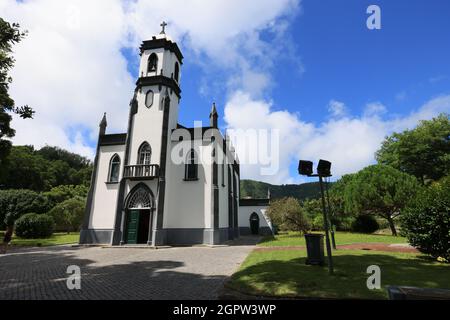 Die Kirche von Sao Nicolau in Sete Cidades, Sao Miguel Insel, Azoren Stockfoto